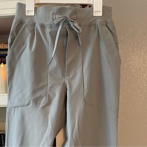 Women’s Lululemon joggers. Size small, like new
